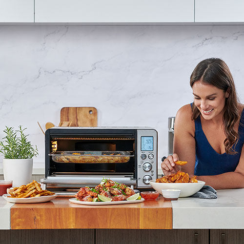 the Smart Oven™ Air Fryer Convection Oven • Breville